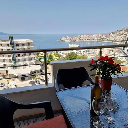 Two Suns Apartament Sarandë Esterno foto