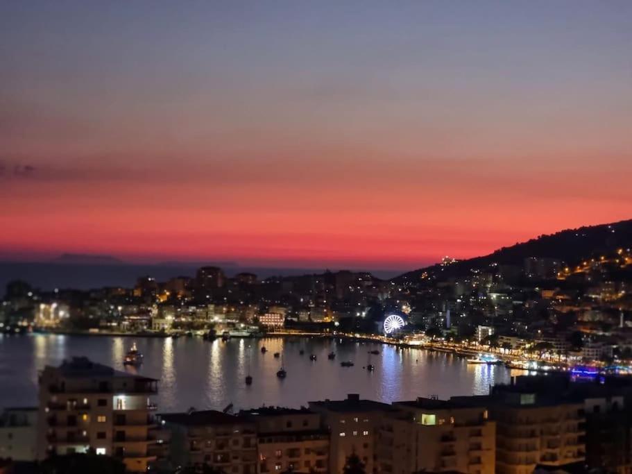 Two Suns Apartament Sarandë Esterno foto