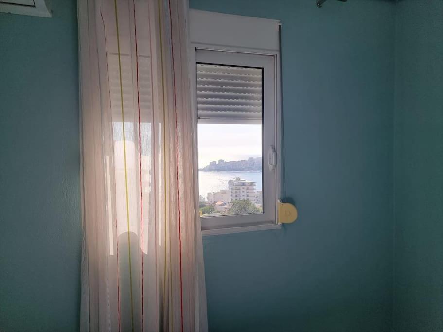 Two Suns Apartament Sarandë Esterno foto